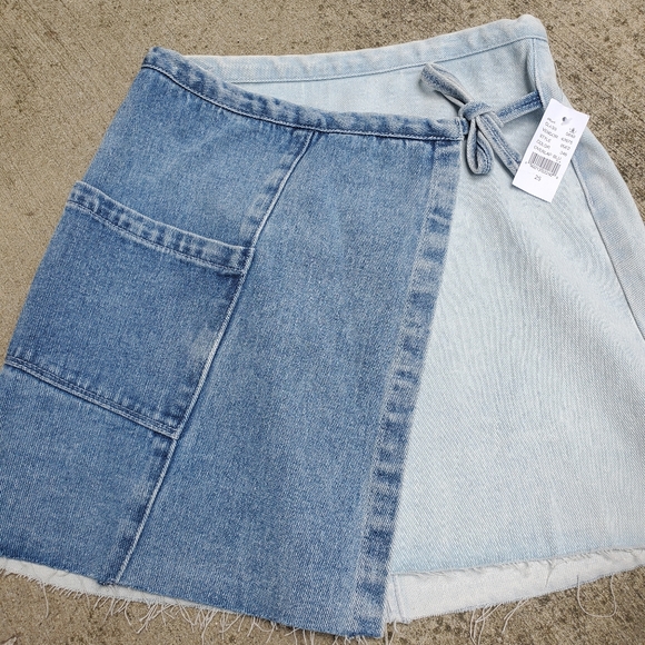 Pacsun denim skirt size 25 - Picture 3 of 4